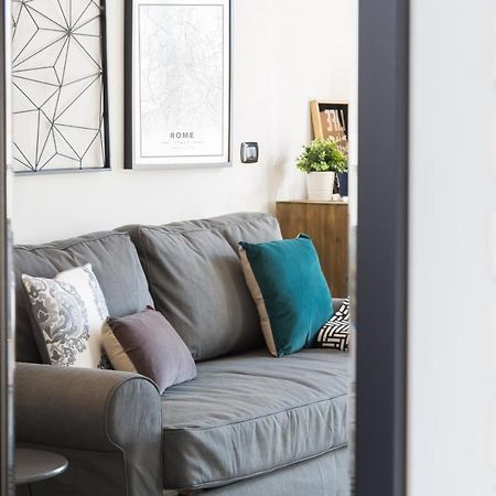 Bmga L Glam Industrial 3-Bed Apartment In Termini Rome Exterior photo