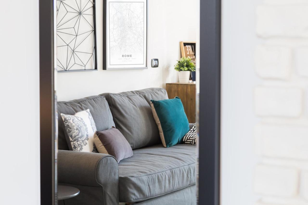 Bmga L Glam Industrial 3-Bed Apartment In Termini Rome Exterior photo