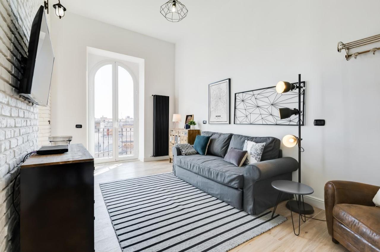 Bmga L Glam Industrial 3-Bed Apartment In Termini Rome Exterior photo