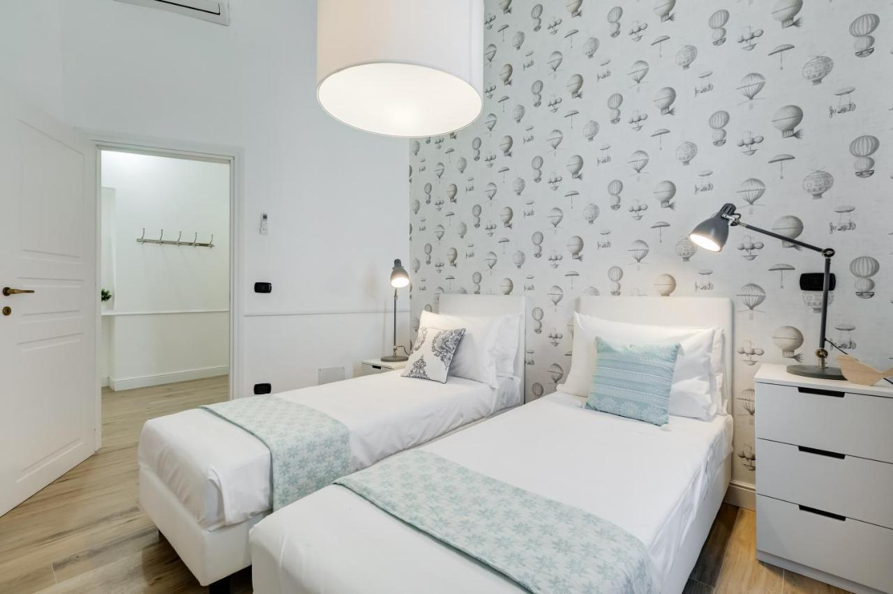 Bmga L Glam Industrial 3-Bed Apartment In Termini Rome Exterior photo