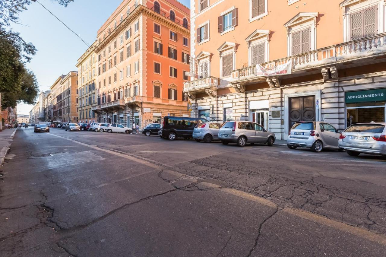 Bmga L Glam Industrial 3-Bed Apartment In Termini Rome Exterior photo