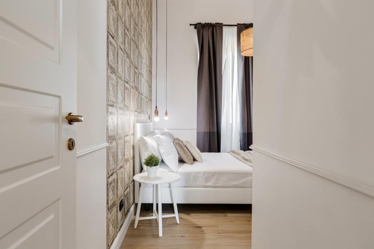 Bmga L Glam Industrial 3-Bed Apartment In Termini Rome Exterior photo